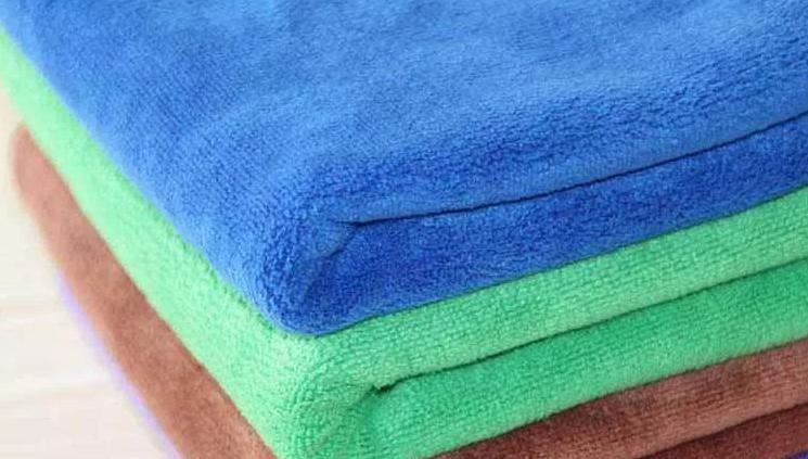 Αν και τα υφάσματα καθαρισμού Microfiber είναι καλά, πρέπει επίσης να χρησιμο...